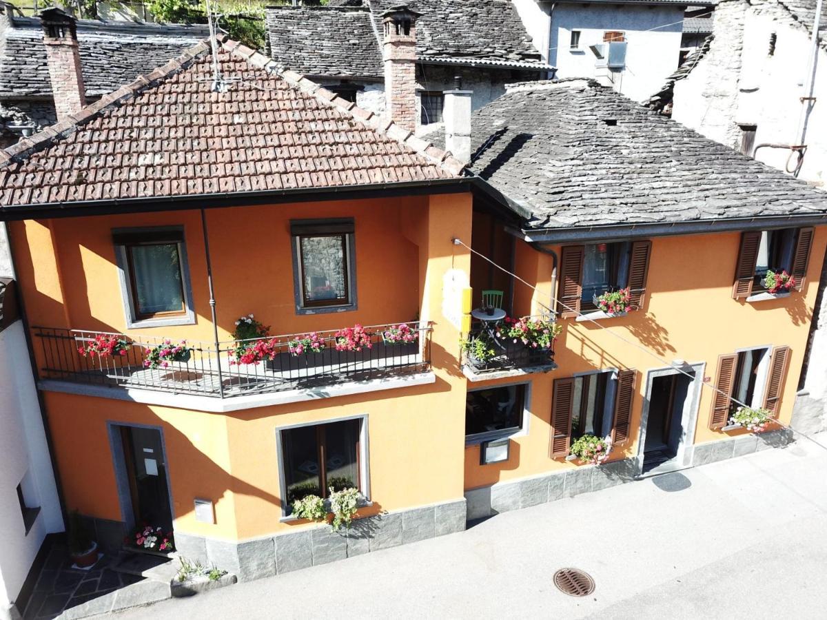 B&B Osteria Morganti Someo Bagian luar foto