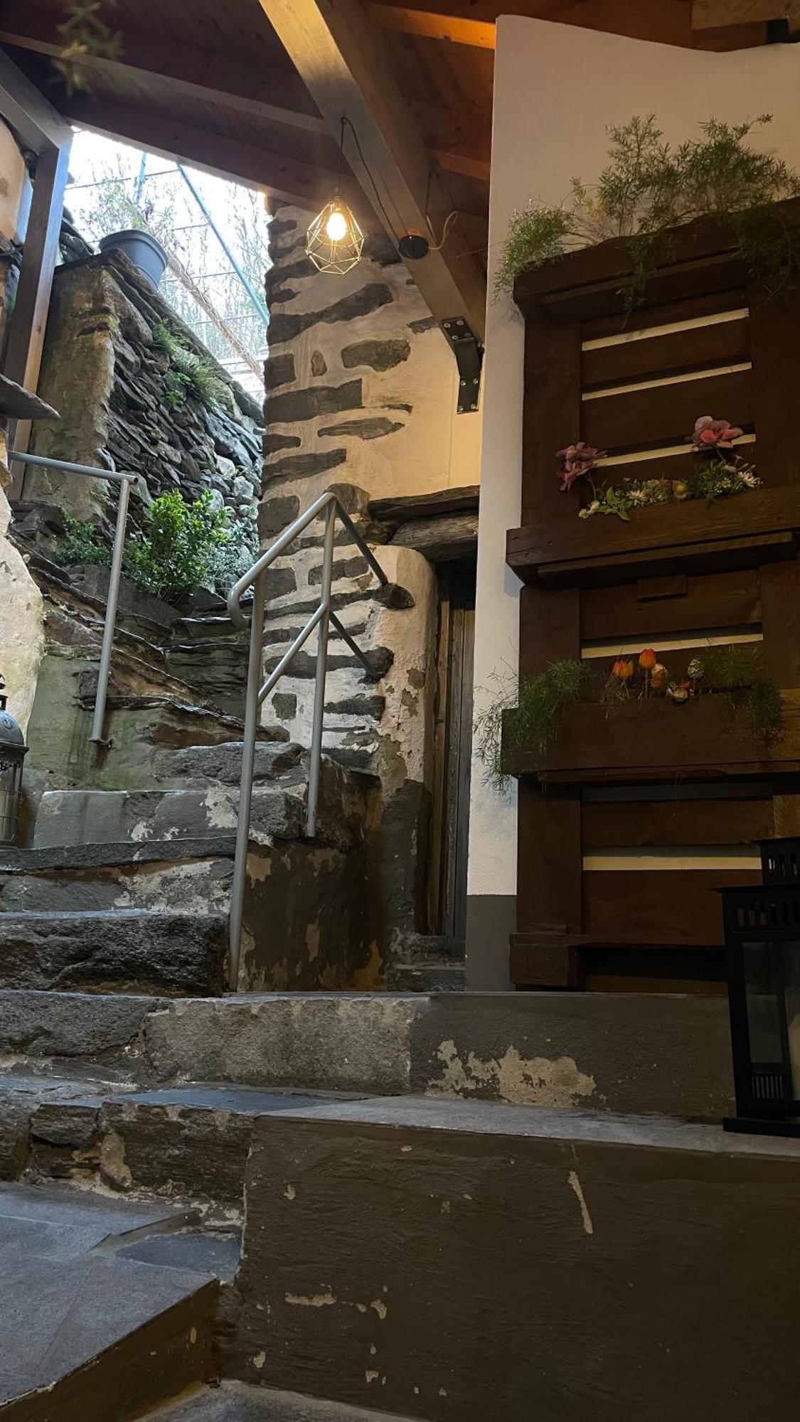 B&B Osteria Morganti Someo Bagian luar foto