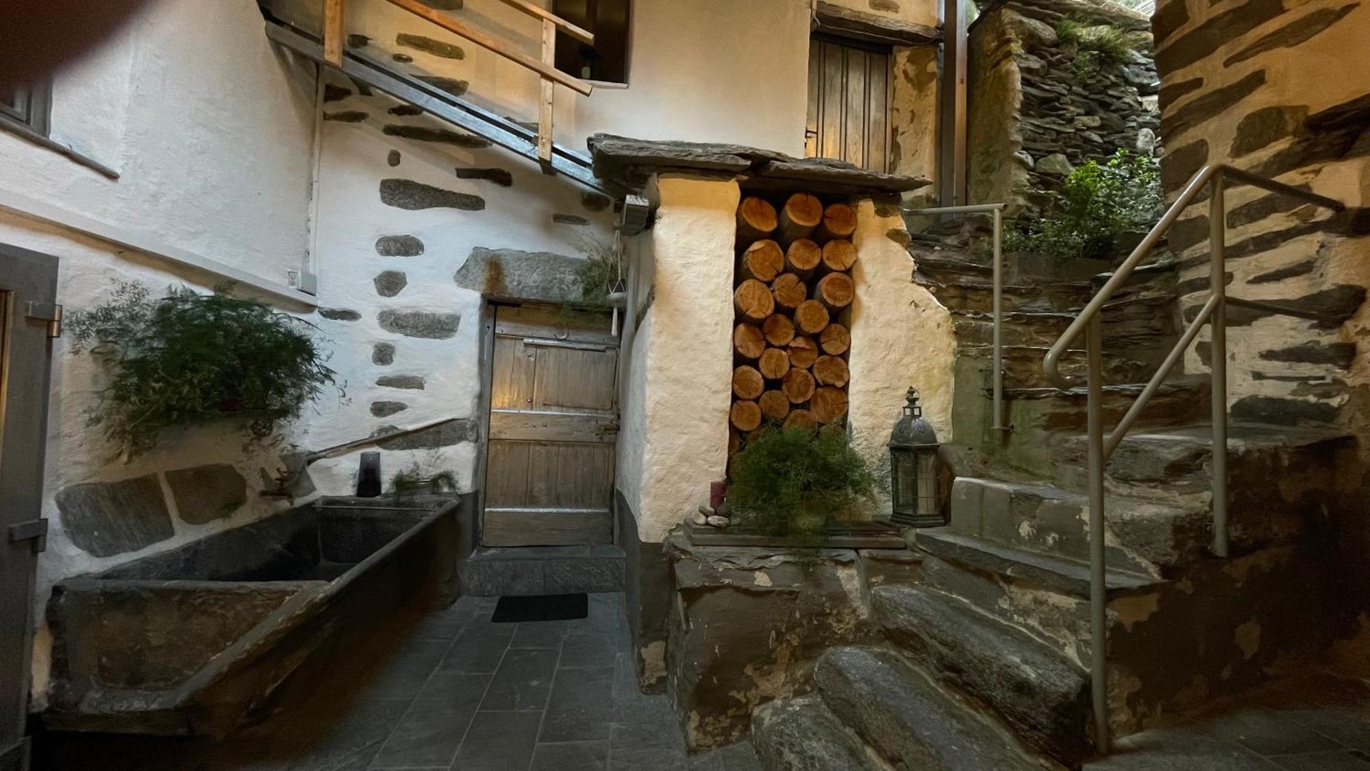 B&B Osteria Morganti Someo Bagian luar foto